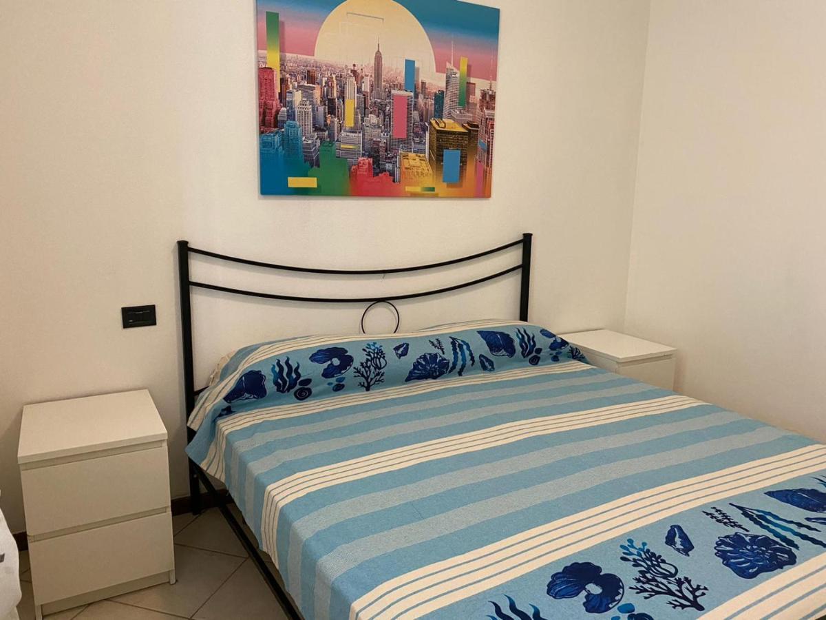 דסנזאנו דל גארדה Appartamento Il Faro Con Giardino In Residence Con Piscina מראה חיצוני תמונה