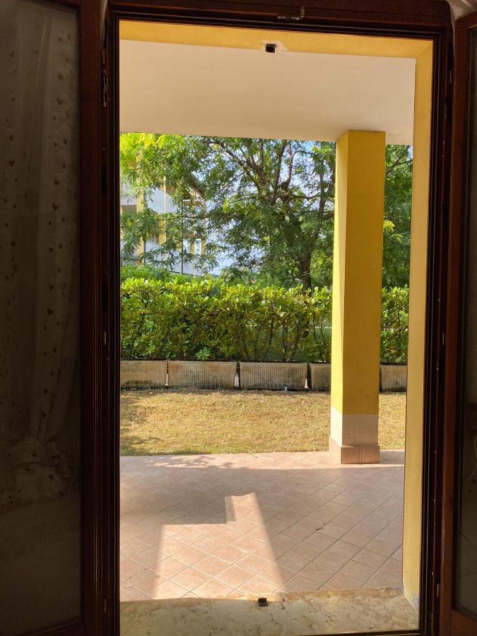 דסנזאנו דל גארדה Appartamento Il Faro Con Giardino In Residence Con Piscina מראה חיצוני תמונה